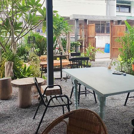 Pa Rang Cafe & Art Stay Chiang Mai Exterior photo